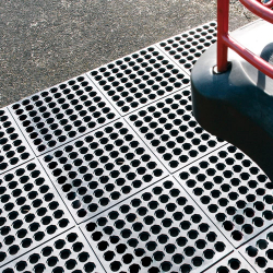 Caillebotis caoutchouc Dalles antidérapantes aires de jeux - 78 - FATIGUE STEP