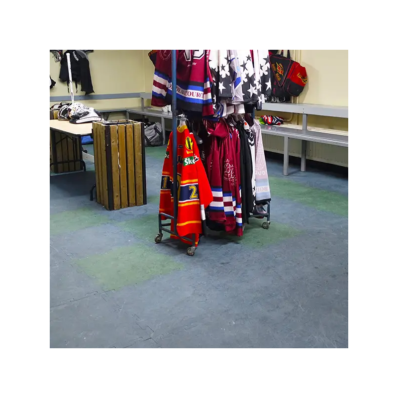 Dalles Dalle caoutchouc très robuste pour patinoire Noir 61x61cm - 0 - M75