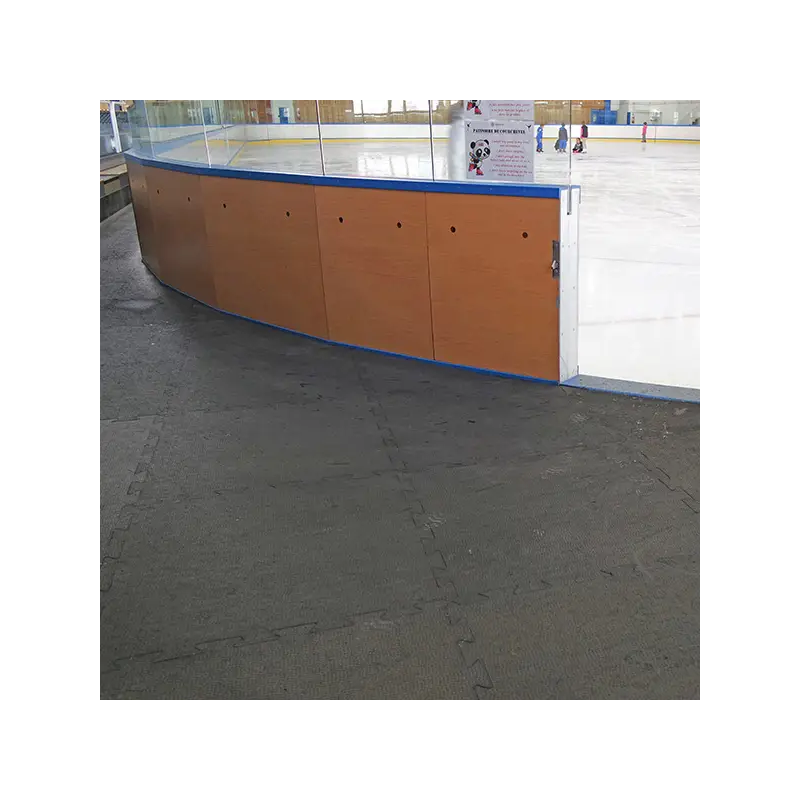 Tapis et revêtements de sols Dalle caoutchouc pour le tour de piste de patinoire - 0 - 
